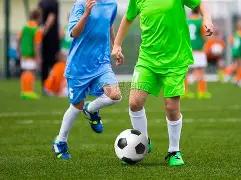 范冰冰与富,豪夫人聚会,独坐角落引,PG官网,PG模拟器,PG电子,PG注册,PG平台,PG试玩